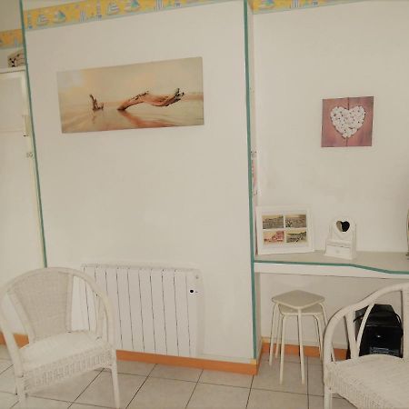 Appartement Avec Cour A 50M De La Plage Mers-les-Bains Exterior foto